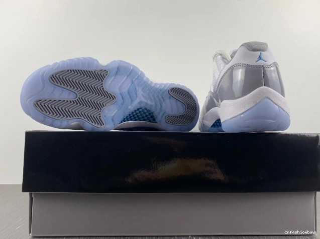 AV2187-140 Air Grey Jordan 11 Cement Low 0808